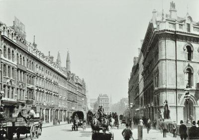 Holborn Viaduct, guardando a est, Città di Londra, 1875 da English Photographer
