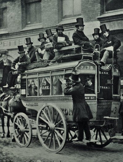 Omnibus trainato da cavalli della London Bridge Railway con passeggeri, 1880 da English Photographer