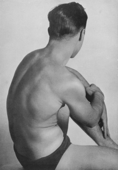 Illustrazione per Il Corpo Maschile (foto in b/n) da English Photographer