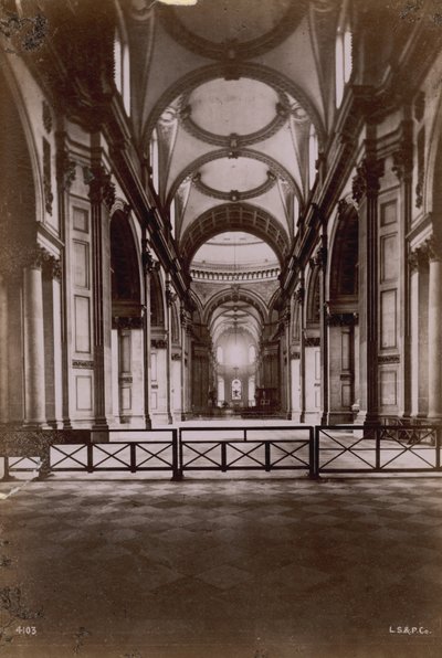Interno della Cattedrale di San Paolo da English Photographer