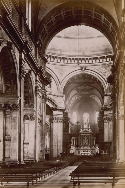 Interno della Cattedrale di San Paolo da English Photographer