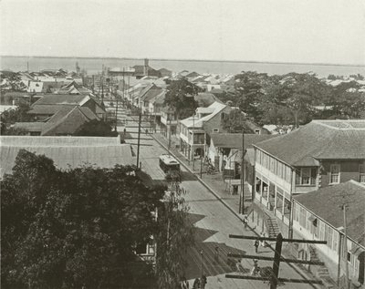Giamaica: Old King Street vista da sud, Kingston (foto b/n) da English Photographer