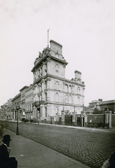 Junior Naval and Military Club, Londra da English Photographer