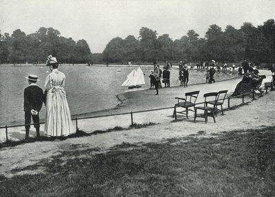 Giardini di Kensington, il Laghetto Rotondo (foto in b/n) da English Photographer