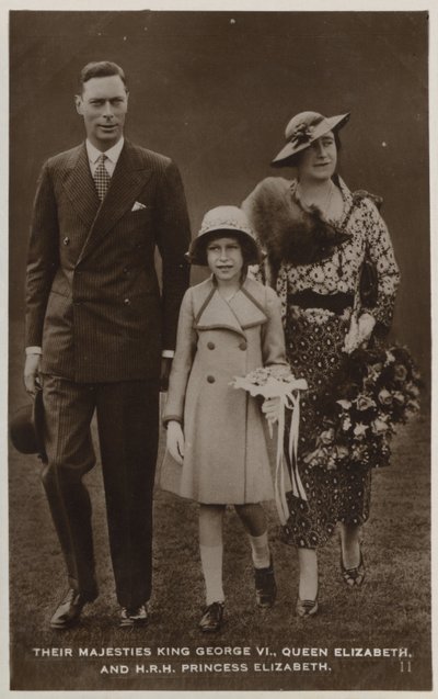Re Giorgio VI, Regina Maria e la loro figlia maggiore, Principessa Elisabetta da English Photographer