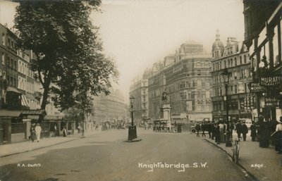 Knightsbridge, Londra da English Photographer