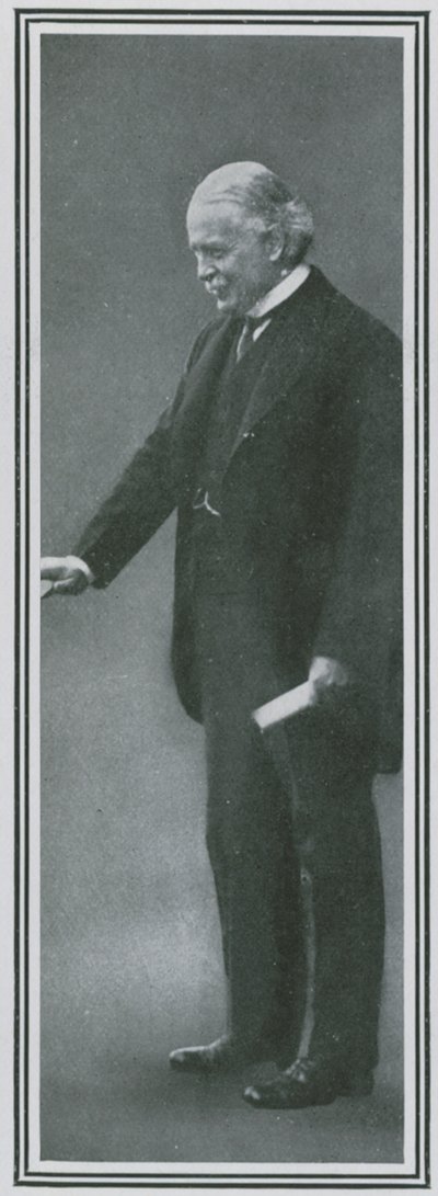 Il patrocinatore di Lady Nancy Astor, Lloyd George da English Photographer
