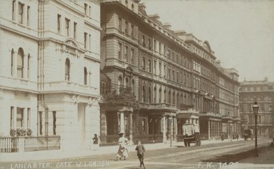 Lancaster Gate, West London da English Photographer