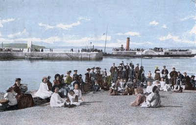 Largs, Il molo (foto a colori) da English Photographer