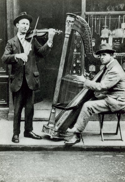 Musicisti di strada a Londra da English Photographer