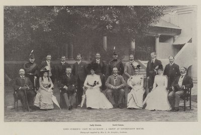 La visita di Lord Curzon a Lucknow, un gruppo alla Government House da English Photographer