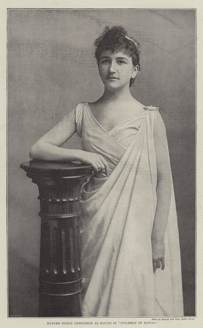 Madame Sigrid Arnoldson come Baucis in Philemon et Baucis da English Photographer