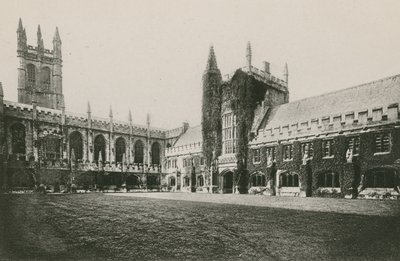 Chiostro e Torre del Magdalen College, Oxford da English Photographer