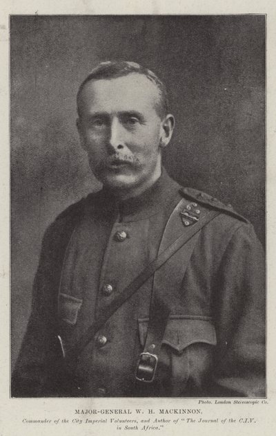 Maggiore Generale W H Mackinnon, comandante dei City Imperial Volunteers e autore di The Journal of the CIV in South Africa da English Photographer