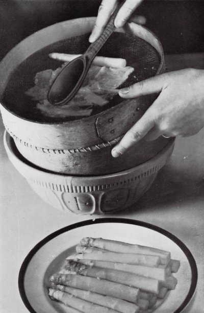 Preparare una zuppa di crema di verdure da English Photographer