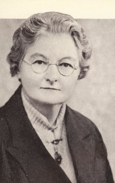 Margaret Bondfield, deputata laburista e prima donna ministro nel governo britannico da English Photographer