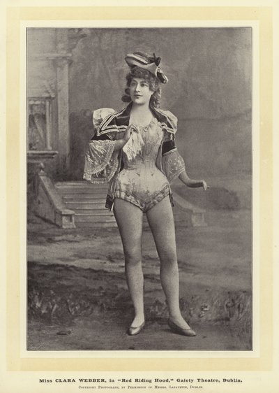 Miss Clara Webber, in Cappuccetto Rosso, Gaiety Theatre, Dublino da English Photographer