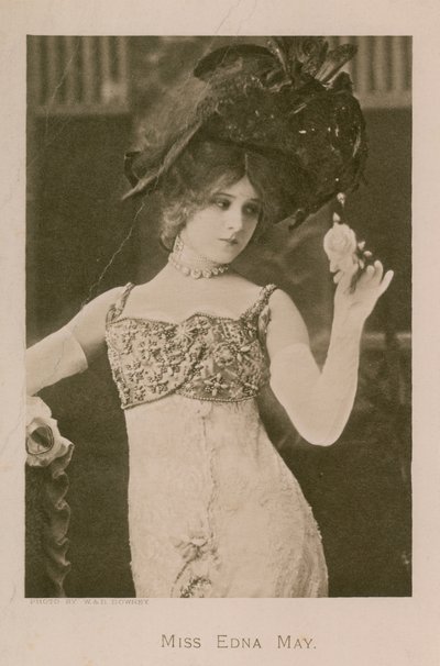 Miss Edna May, fotografia da English Photographer