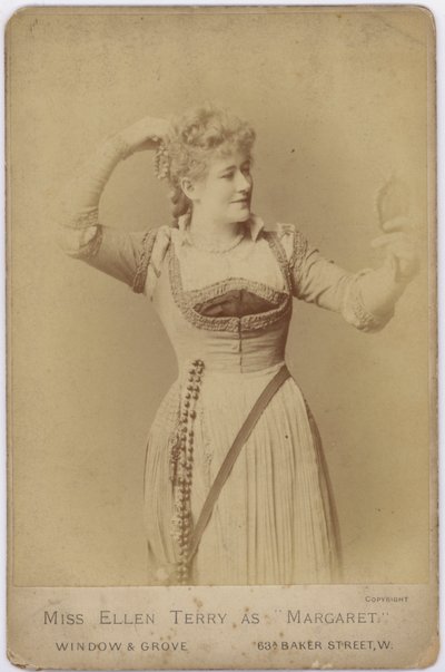 Miss Ellen Terry come Margaret da English Photographer