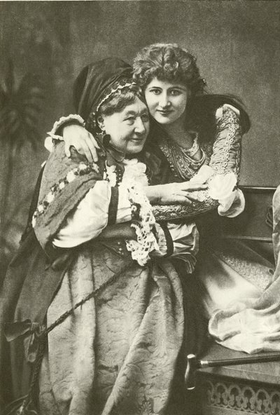 Miss Mary Anderson e Mrs Stirling come Giulietta e Nutrice (incisione) da English Photographer