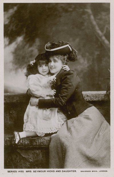 Mrs Seymour Hicks e figlia da English Photographer