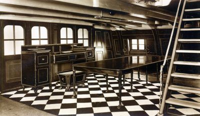 Sala da pranzo di Nelson a bordo della HMS Victory da English Photographer