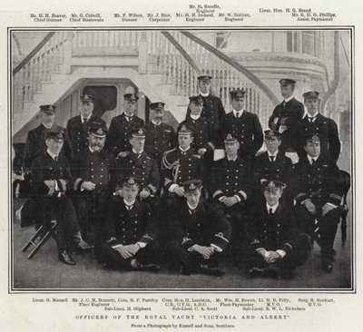 Ufficiali dello yacht reale Victoria e Albert da English Photographer