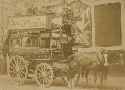 Omnibus e conducente da English Photographer