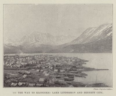 Sulla Strada per Klondike, Lago Linderman e Bennett City da English Photographer