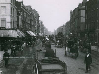 Oxford Street, Londra, guardando a est da English Photographer