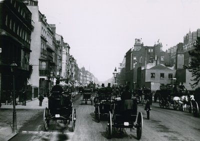Oxford Street, Londra, guardando a est da English Photographer