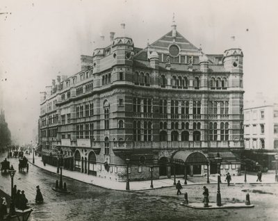 Palace Theatre, Cambridge Circus, Londra da English Photographer