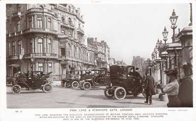 Park Lane e Stanhope Gate da English Photographer