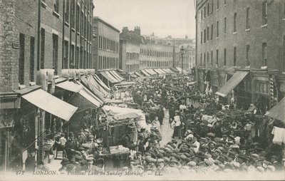 Petticoat Lane la domenica mattina da English Photographer