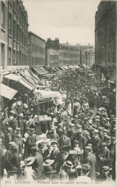 Petticoat Lane la domenica mattina da English Photographer