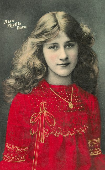 Phyllis Dare, attrice e cantante inglese da giovane da English Photographer