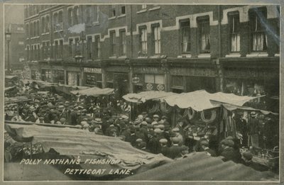 Polly Nathans Fishshop, Petticoat Lane, Londra da English Photographer