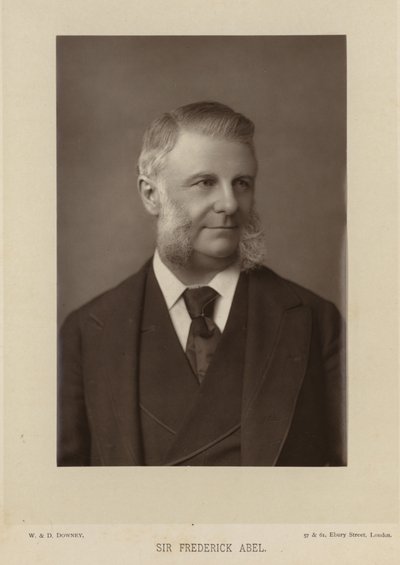 Ritratto di Sir Frederick Abel da English Photographer
