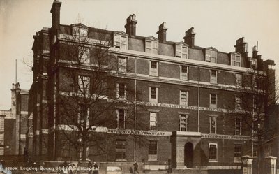 Queen Charlottes Hospital da English Photographer