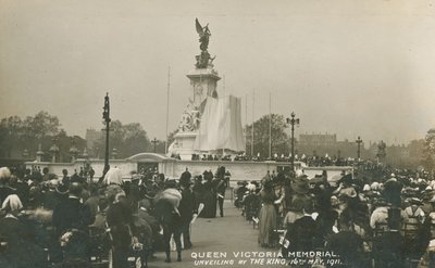 Queen Victoria Memorial, inaugurazione da parte del Re, 16 maggio 1911 da English Photographer
