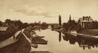 Fiume Wye dal ponte, Hereford (foto in bianco e nero) da English Photographer