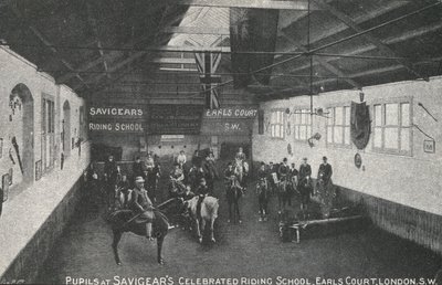 Scuola di equitazione di Savigear, Earl