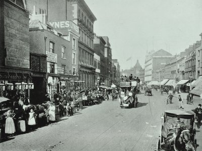 Shoreditch High Street: vista verso nord, 1896 da English Photographer