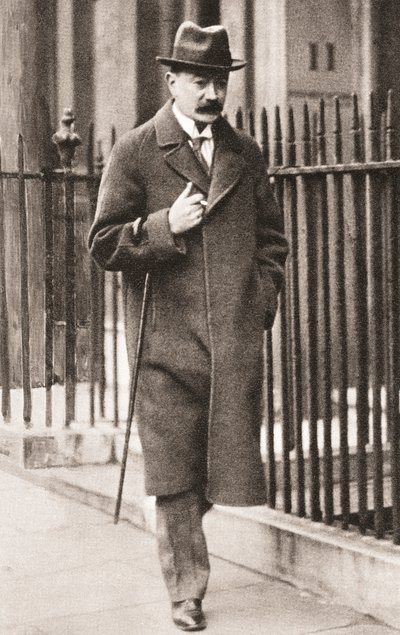 Sir Graeme Thomson, da The Illustrated War News, 1915 da English Photographer