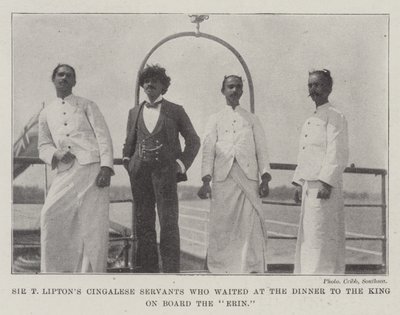 I servitori cingalesi di Sir T Lipton che hanno servito alla cena per il re a bordo dell
