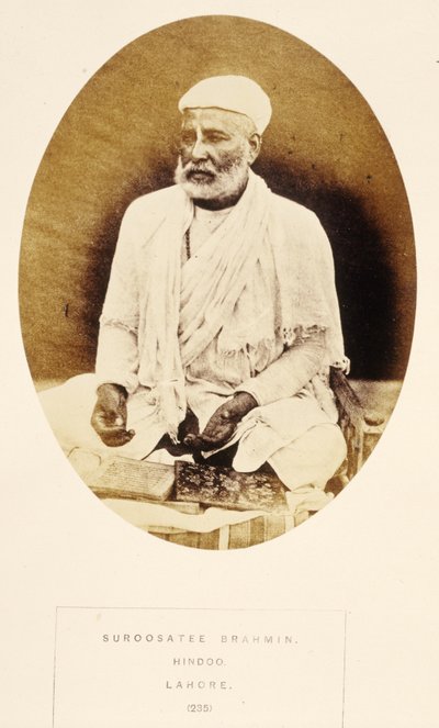 Suroosatee Brahmin, Hindoo, Lahore, da The People of India, di J. Forbes Watson, pubblicato nel 1868 da English Photographer