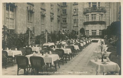 Terrazza del Piccadilly Hotel, Londra da English Photographer