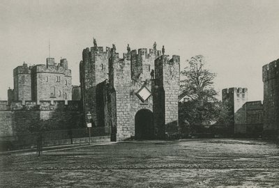 Il Barbican, Castello di Alnwick da English Photographer