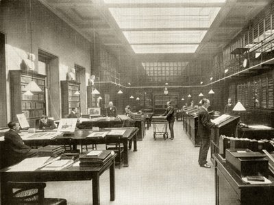 La sala delle stampe del British Museum, c.1900, da 