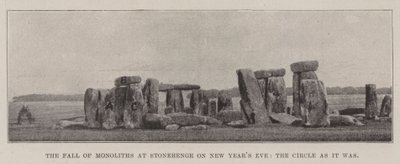 La caduta dei monoliti a Stonehenge alla vigilia di Capodanno, il cerchio com